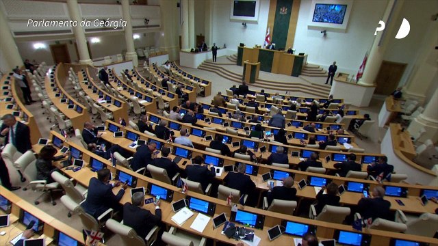 Parlamento da Geórgia adota lei contra os direitos LGBTQIA+