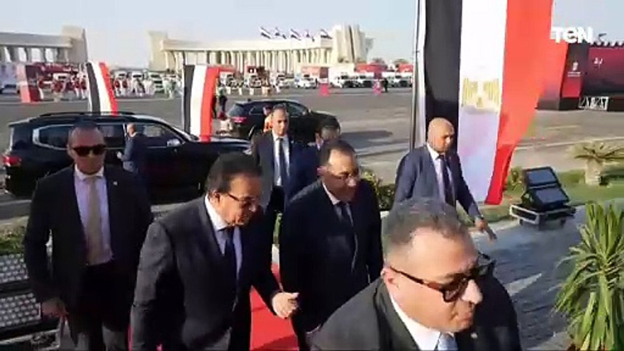 شاهد لحظة وصول رئيس الوزراء مقر احتفالية إطلاق مبادرة بداية جديدة لبناء الإنسان