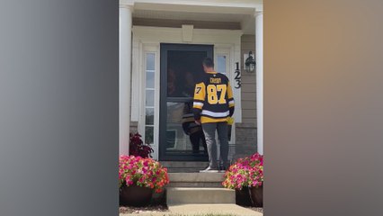 Front-door thrills: Sidney Crosby's personal season ticket deliveries redefine the fan experience
