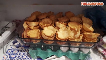 Cestinha com massa de pastel