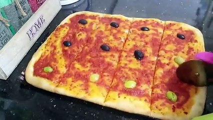 يوم حافل بالوصفات مع ام وليد بيتزا اقتصادية الكابوتشينو مع الخبز المحمر  بركوكس بطريقة جديدة .