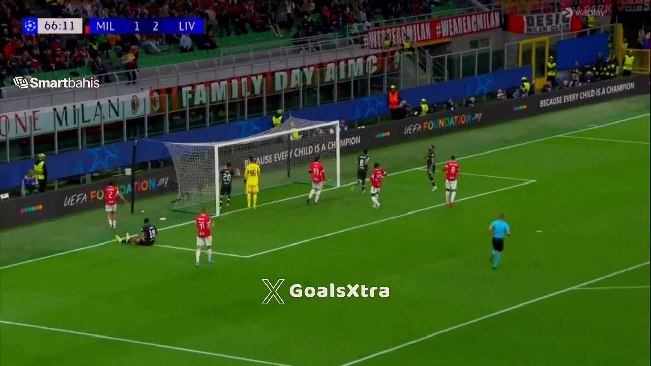 Szoboszlai Dominik pazar gólja az AC Milan ellen! - video Dailymotion