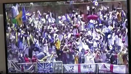 LARA UNVEILS NEW BOOK