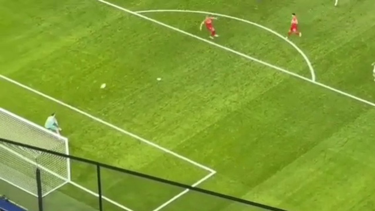 Real Madrid 3 - 1 Stuttgart