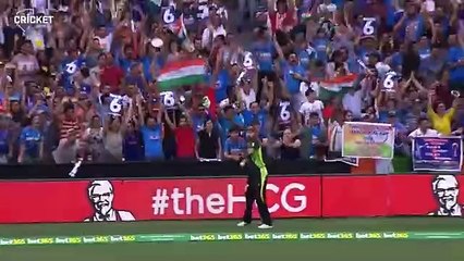 Rohit thrashes Aussie bowlers to all corners _ From the Vault