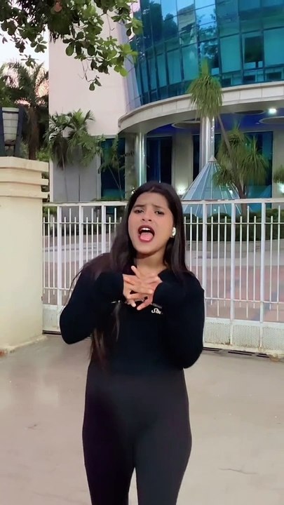 Main Tera Hua Out Now Only On Grapes Music YT Channel…  New Hindi Song Like Share Comments And Subscribe Grapes Music  https://youtu.be/-QDuzCt8fPk?si=JPcU0Iaehu_CLUdl  youtube.com/@grapesmusicind #mainterahua #grapesmusic #trendingreels #viralreels #