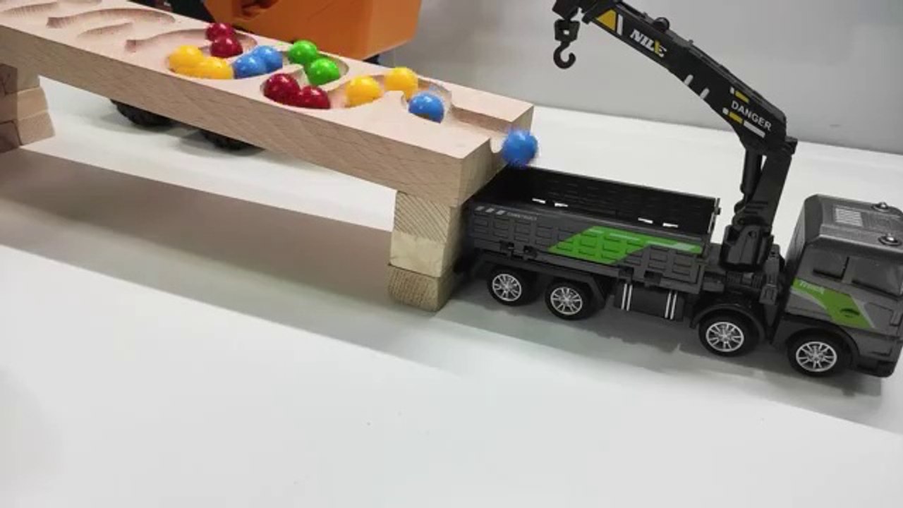 Marble Run Race ☆ HABA Slope & Retro Makita Truck, Garbage Truck Long   version#ASMR,,.