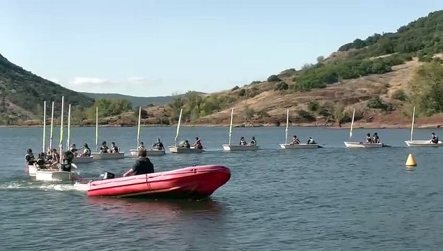 Les écoliers de Lodève à la base nautique des Vailhés