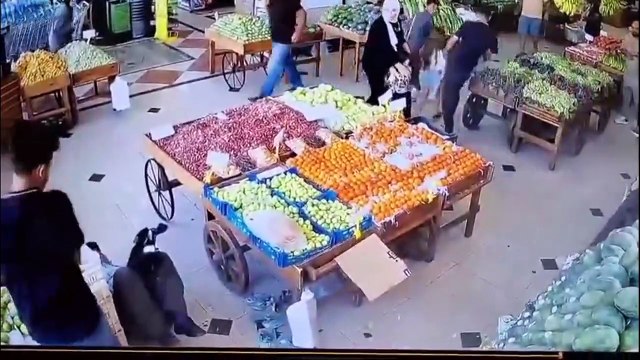 Des explosions meurtrières attribuées à Israël frappent les bipeurs du Hezbollah au Liban