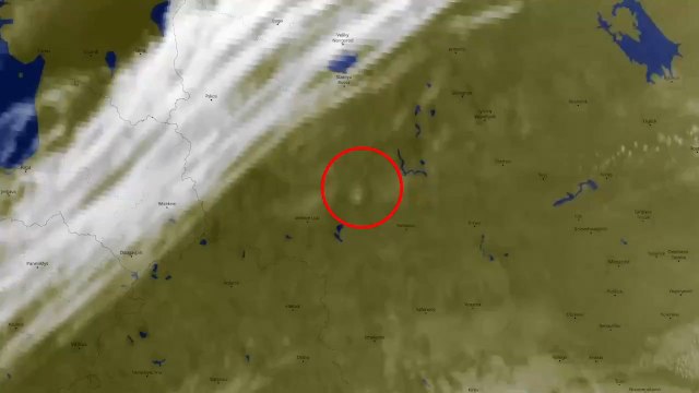 Russie/Espace : L'énorme panache de fumée résultant de l'explosion du dépôt d'armes russe de Toropets est visible depuis l'espace. Il semble qu'il s'agissait d'un dépôt de munitions pour les missiles Iskander et TochkaU et les KN23 nord-coréens.