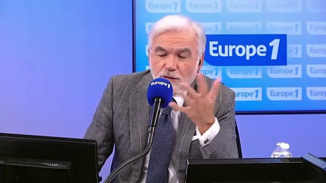 Pascal Praud et vous - Faut-il augmenter les impôts ? «Réduisons déjà les dépenses publiques plutôt que de s'attaquer aux Français», dit une auditrice
