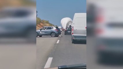 Momentos de caos en una autopista por el aterrizaje de emergencia de un globo de hidrogeno que participaba en una carrera