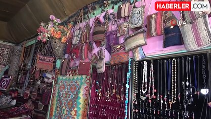 Van Kilimleri Hediyelik Eşyalara Dönüşüyor