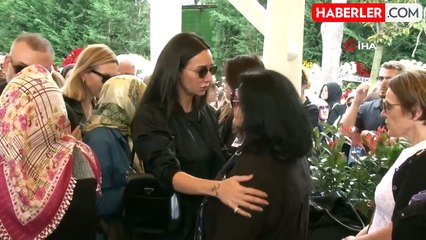İrem Sak'ın Babası Dr. Şemsettin Sak Hayatını Kaybetti