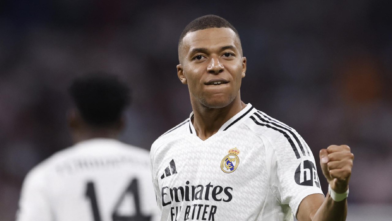 He's back! Mbappé is back training with Real Madrid and continues to score amazing goals