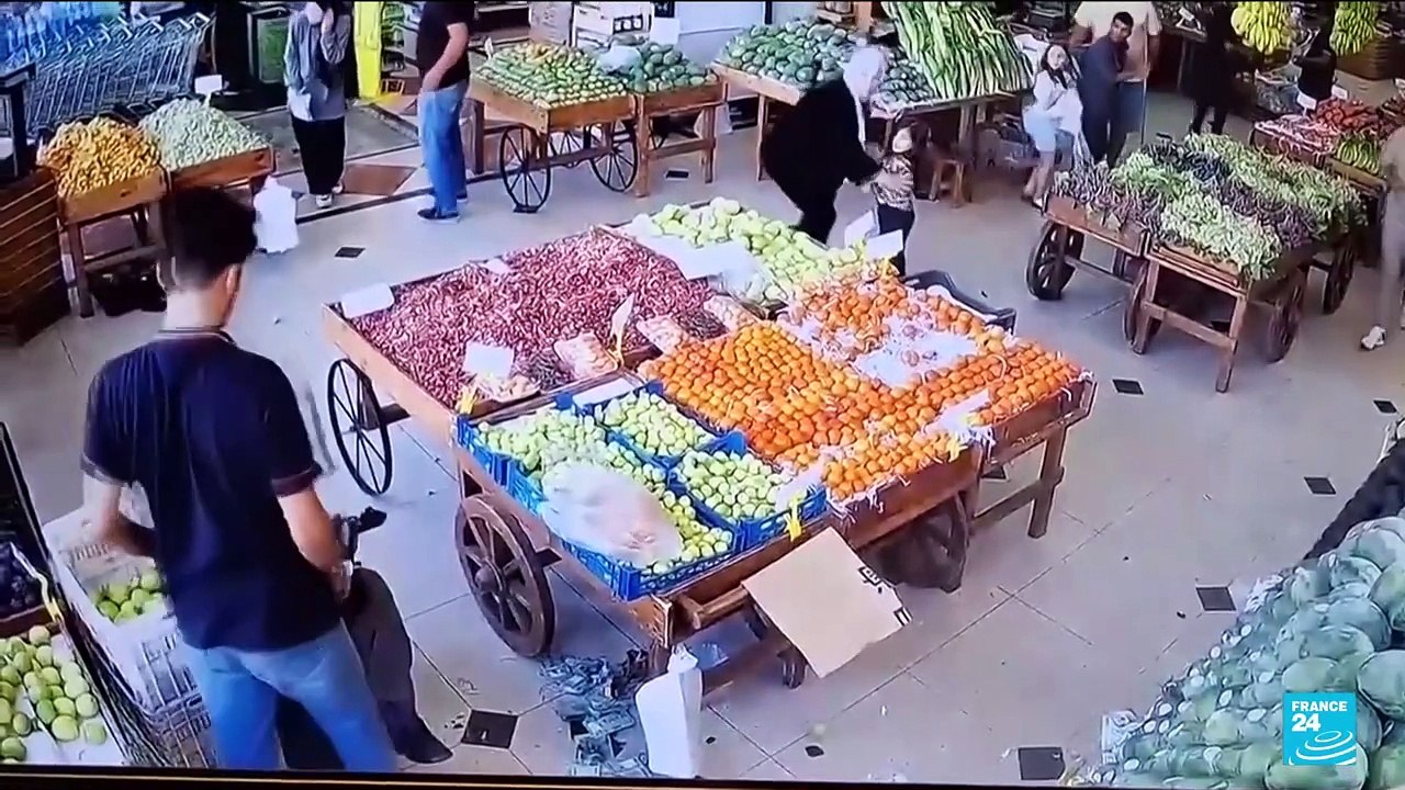 Attaque au Liban : pourquoi le Hezbollah utilise-t-il des bipeurs, ces appareils des années 90 ?