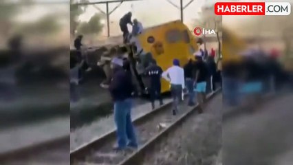Güney Afrika'da Treni Raydan Çıktı: 25 Yaralı