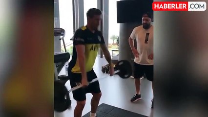 Max Kruse'den olay itiraf: Vücudumun üçte biri yağ