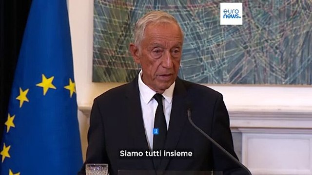 In Portogallo le fiamme non si fermano: 100 incendi e sette vittime, quattro sono vigili del fuoco