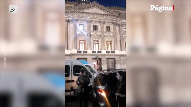 Los 87 diputados héroes tomaban combis del Congreso para el asado con Milei en la Quinta de Olivos