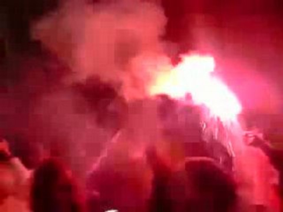 Standard Champion aux armmmmess