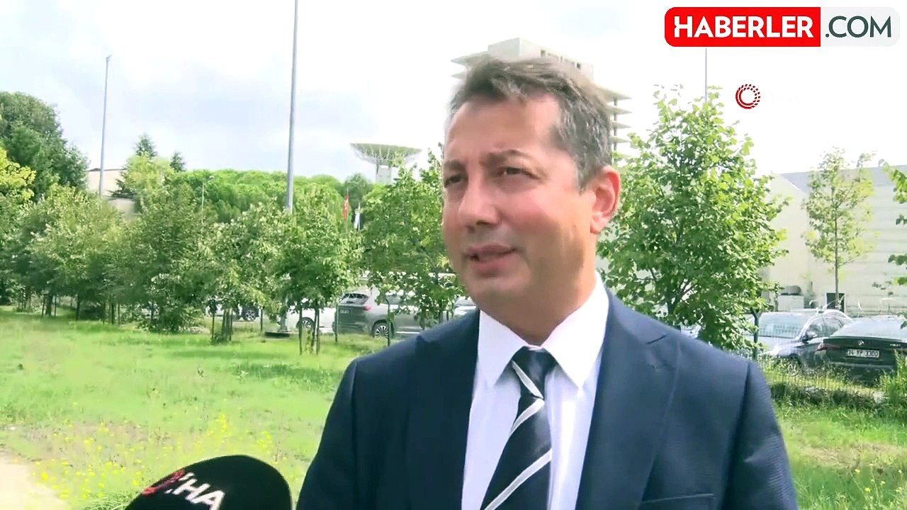 Prof. Dr. Burak Berk Üstündağ: "Yazılımla eş zamanlı 5 bin cihazı patlatmak mümkün değil"