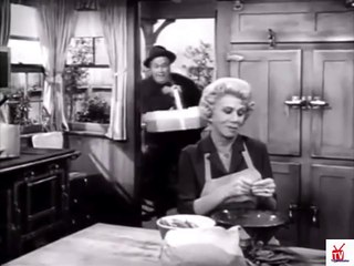 1960s Ivory Snow bars - Edgar Buchanan & Bea Benaderet ("Petticoat Junction" cast) TV commercial
