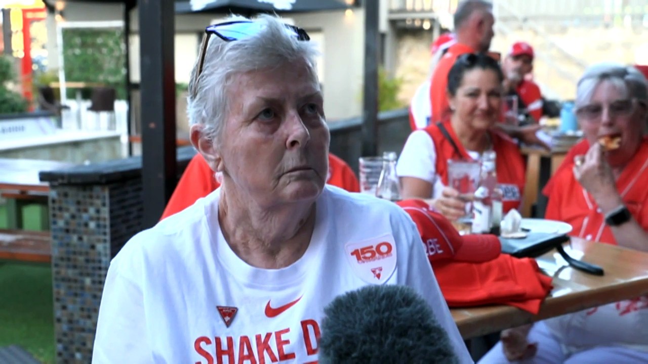 Die hard Swans fans in Perth prepare for Sydney’s first home preliminary final in almost a decade