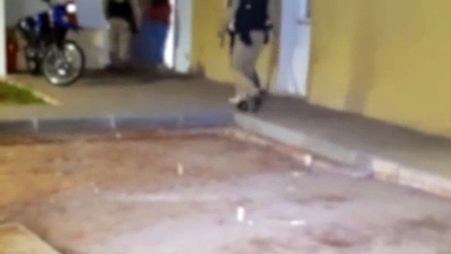 Ação da PM apreende drogas, arma e detém quatro suspeitos no bairro Floresta