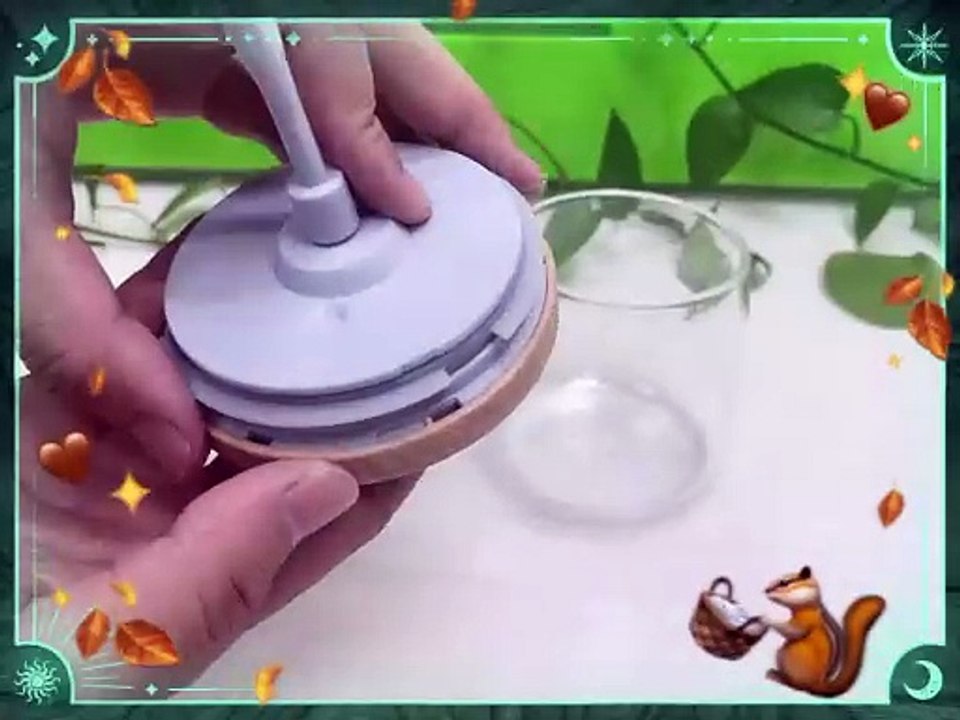 Self Stirring Mug , Electric High Speed Mixing Cup, 400ml Self Stirring Coffee Mug with Lid, High Borosilicate Glass Mug Home Office for Coffee, Milk, Protein (Not Included 2*aaa Battery ) (Round)