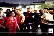 Girls fight video: वो मेरा बॉयफ्रेंड है... आपस में भिड़ गईं युवतियां, जमकर चले लात-घूंसे, Video देख शॉक्ड हो जाएंगे आप