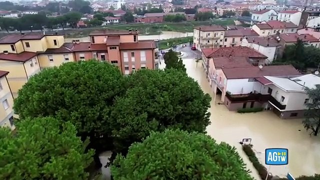 Alluvione Emilia-Romagna, Faenza sott'acqua: le immagini dal drone