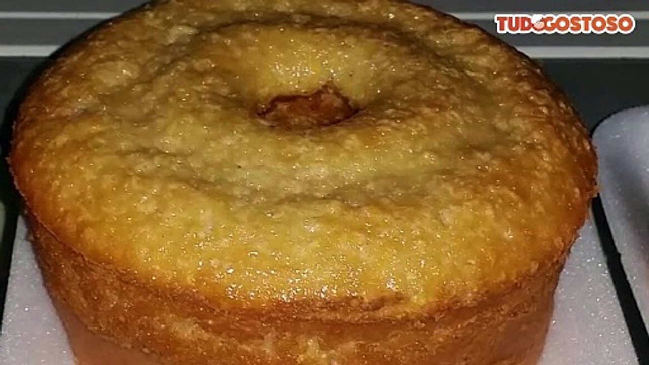 Bolo fofo de flocão