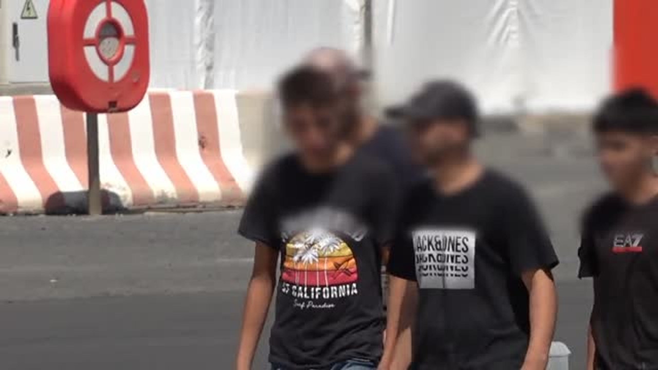 Canarias continúa aplicando su protocolo de atención a los migrantes menores