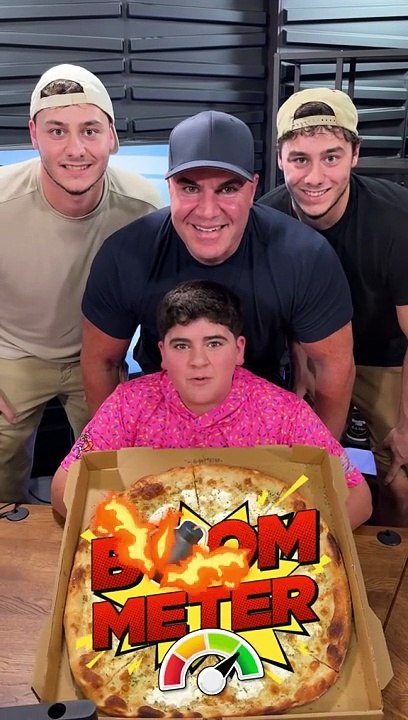 BOOM!  Meter‼️ #food #pizza #father #son #family #fun #bigjustice #boom