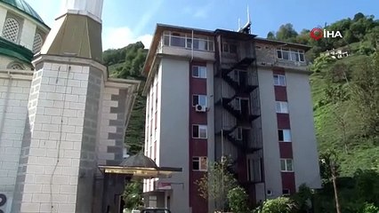 Camiden Sakal-ı Şerif'i çaldılar