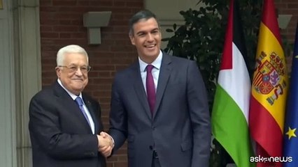 Il premier spagnolo Sanchez riceve il presidente dell'ANP Abu Mazen