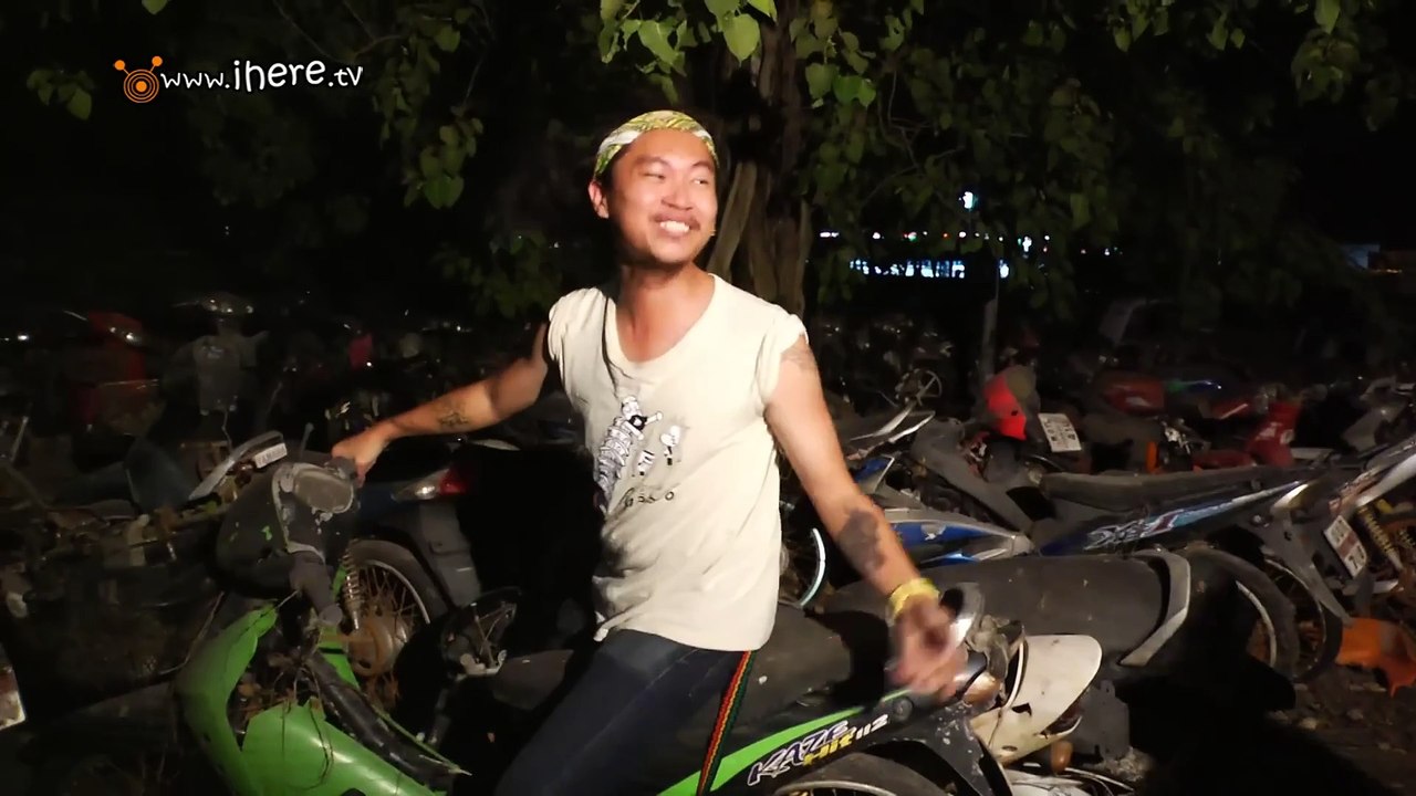 iScream  EP.1 บุกสุสานรถ