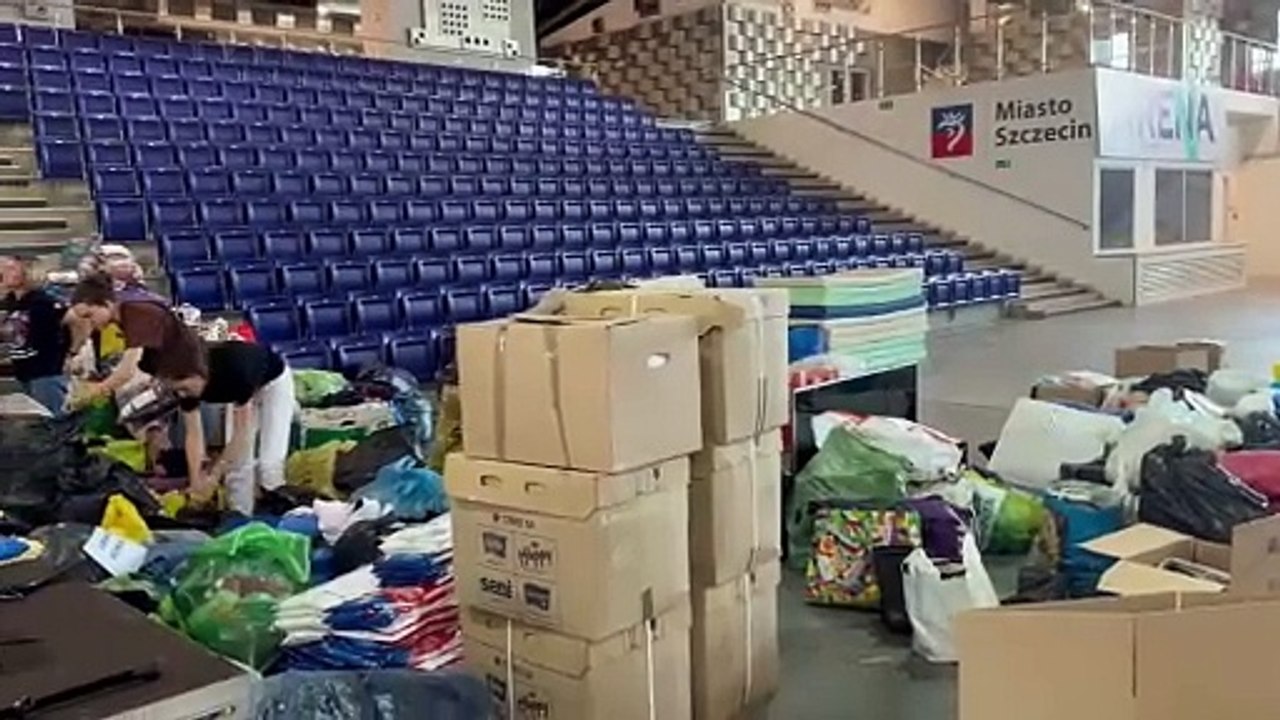 Zbiórka darów dla powodzian w Netto Arenie