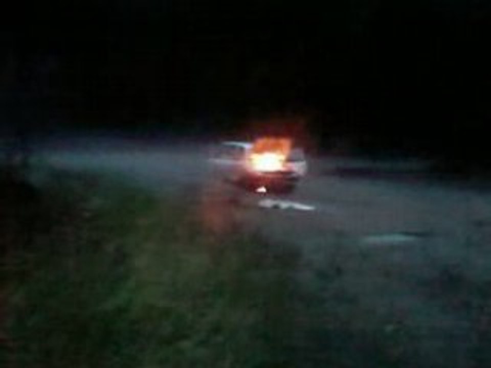 polo qui prend feu