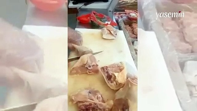 Tavuk nasıl kesilir? Türk kasaptan müthiş tavuk kesme teknikleri