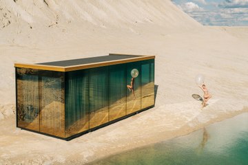 Firm unveil most bling tiny home ever with launch of a golden house