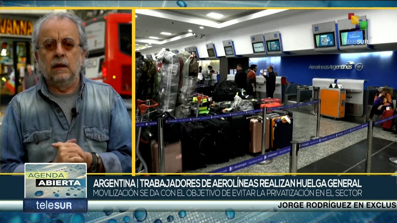 Trabajadores de aerolíneas argentinas realizan paro general