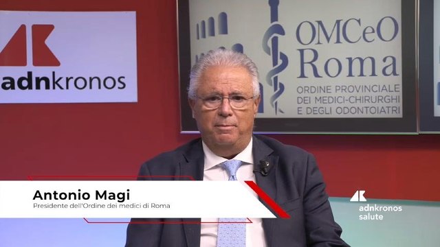 Magi (Ordine medici Roma): Contro influenza stagionale devono vaccinare anche camici bianchi