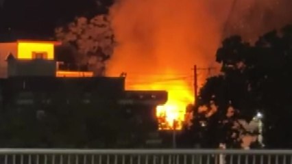 경남 양산 단독 주택에 불...다친 사람 없어 / YTN