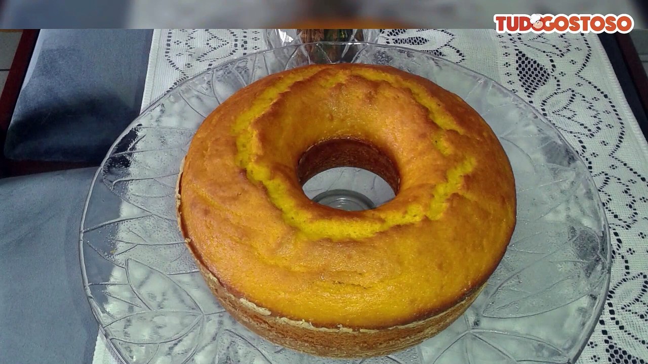 Bolo de cenoura cozida