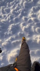 Caminando sobre las nubes en el punto más cercano en la Tierra al Sol