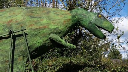 Discover Bertha: South Ribble's Amazing 32-Foot Dinosaur 🦖