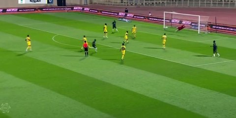 هدف أليو ديانج لاعب الخلود في العروبة بالدوري السعودي | Al-Kholod player Aliou Dieng's goal against Al-Arabiya in the Saudi League