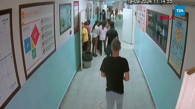 Nefes borusuna yiyecek kaçan öğrencisini 'heimlich' manevrasıyla kurtardı